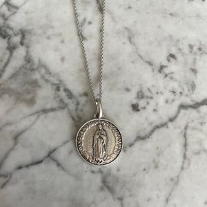 Medalla Vg redonda plata italiana