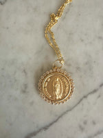 Cargar imagen en el visor de la galería, Virgen de Guadalupe con Diamantes
