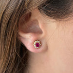 Cargar imagen en el visor de la galería, Aretes Medianos Rubies
