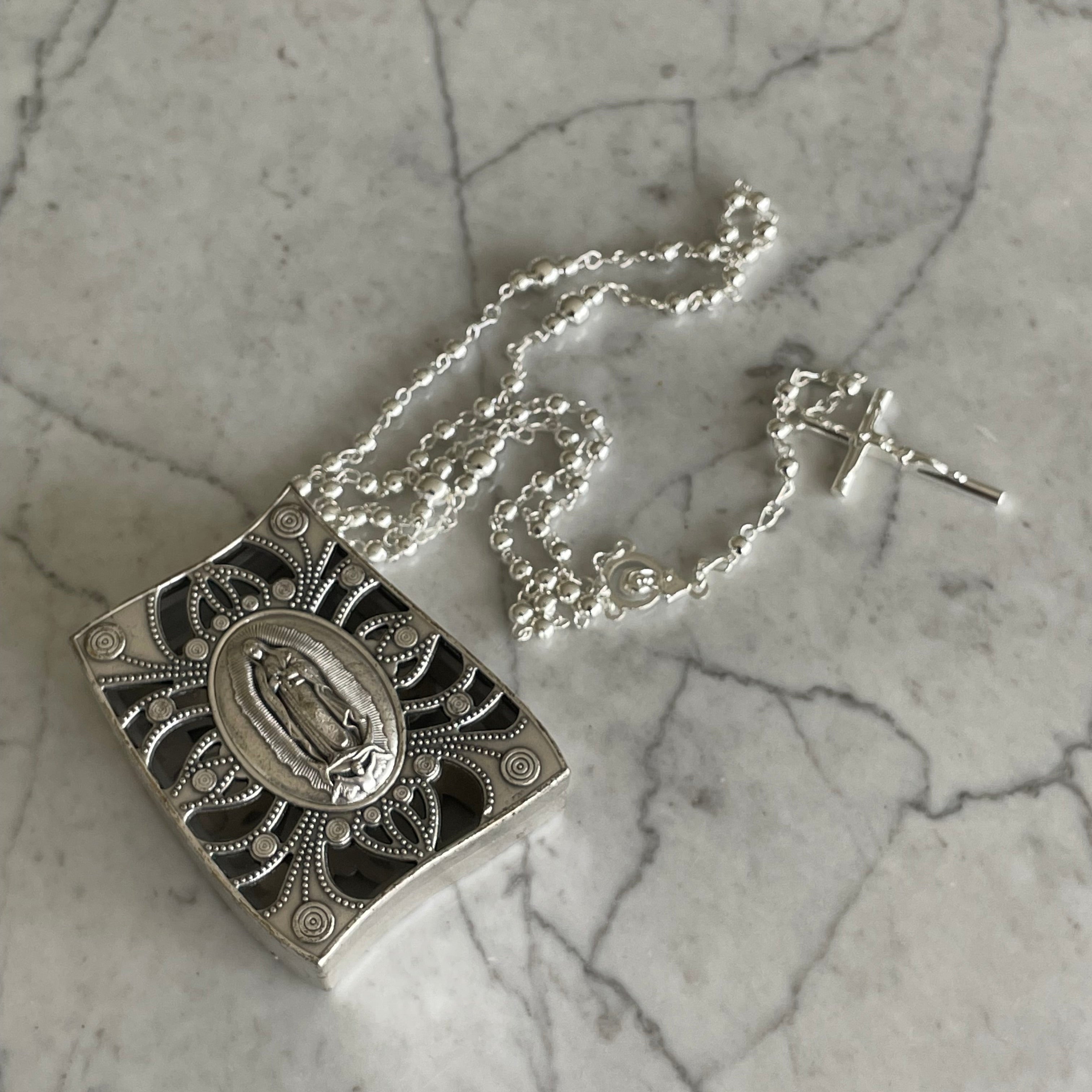 Estuche Virgen Guadalupe con Rosario