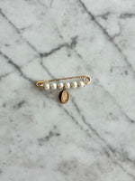 Cargar imagen en el visor de la galería, Pin de oro con perlas
