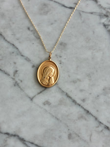Medalla Virgen Ovalada