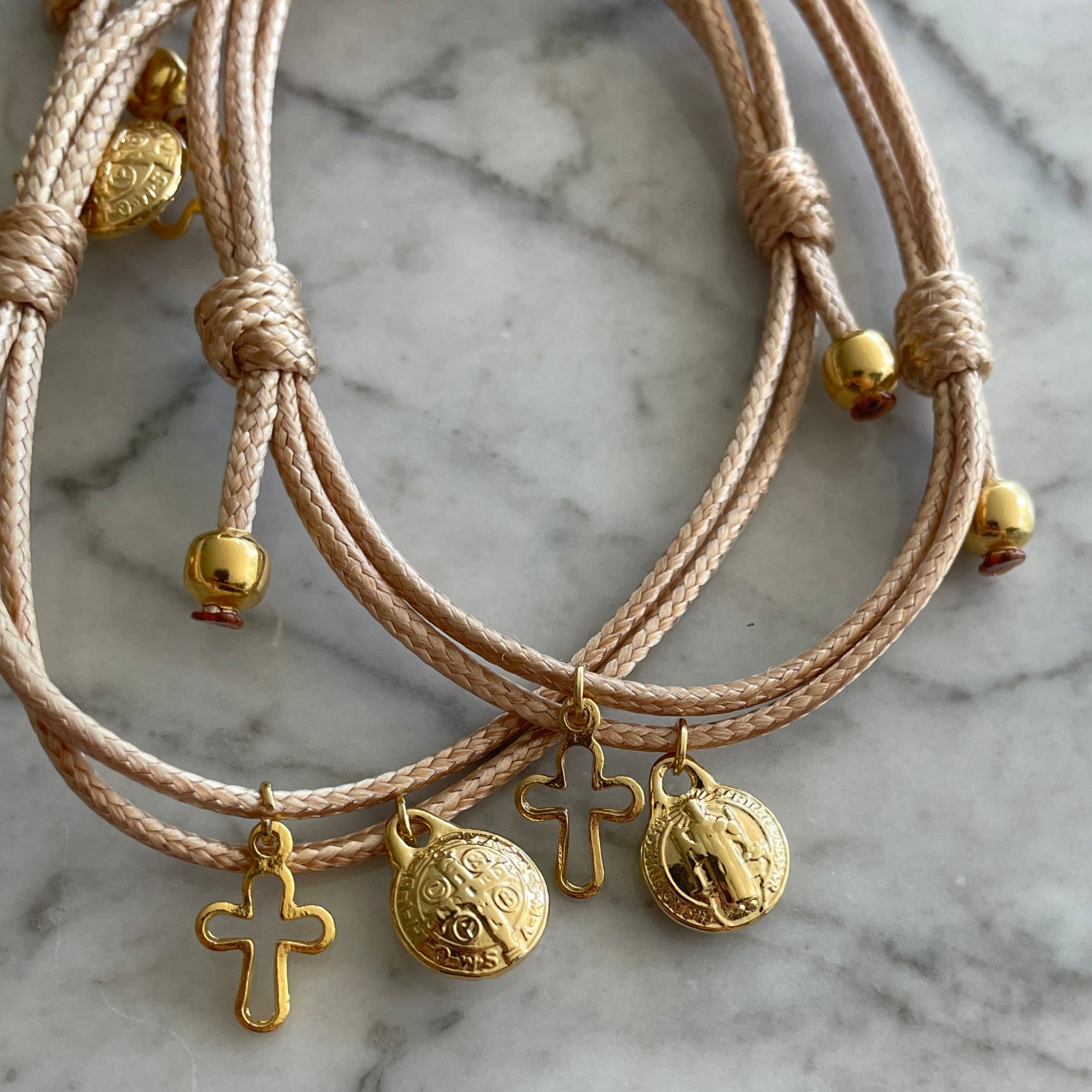 Pulsera San Benito latte