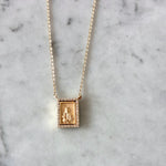 Cargar imagen en el visor de la galería, Escapulario con diamantes
