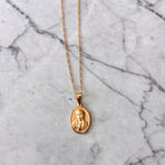 Cargar imagen en el visor de la galería, Medalla rostro VG chapa de oro
