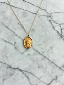 Medalla Virgen Ovalada