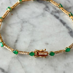 Cargar imagen en el visor de la galería, Pulsera de esmeraldas y diamantes
