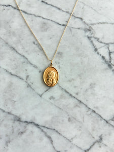 Medalla Virgen Ovalada