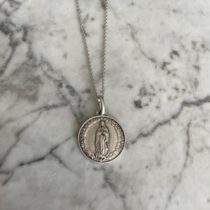 Medalla Vg redonda plata italiana