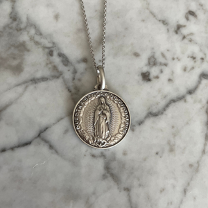 Medalla Vg redonda plata italiana