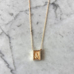 Cargar imagen en el visor de la galería, Escapulario con diamantes
