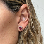 Cargar imagen en el visor de la galería, Aretes Grandes Rubies
