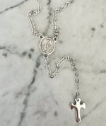 Cargar imagen en el visor de la galería, Collar de Cruz y Virgen
