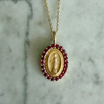 Cargar imagen en el visor de la galería, Virgen Milagrosa Rubies
