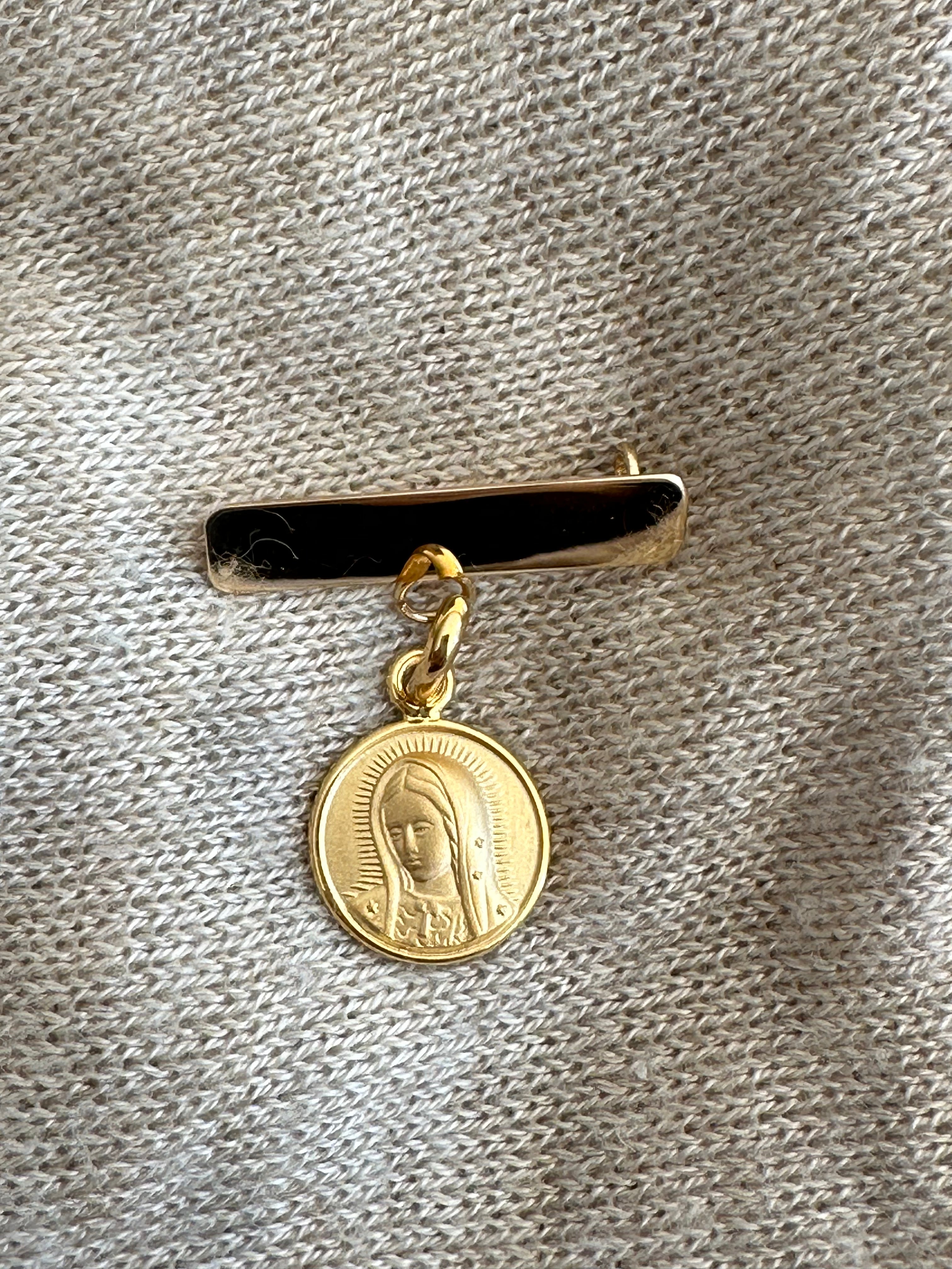 Barra con Medalla VG Busto Mediana - Oro 14k