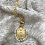 Cargar imagen en el visor de la galería, Cadena  con Virgen Milagrosa - Oro y Perlas
