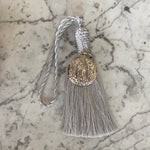 Cargar imagen en el visor de la galería, Bendición Puerta - Bolo Medalla Ga
