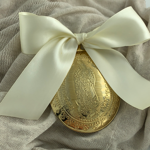 Medallón Virgen de Guadalupe 10cm - Dorado
